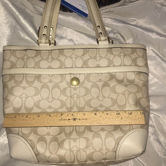 Coach C Tote Purse - Picture 1 of 8